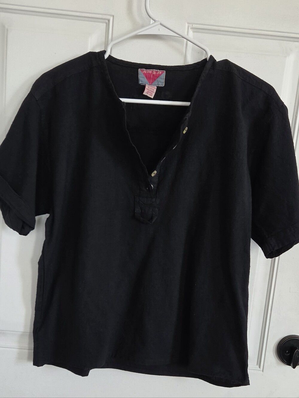 Vintage Y2K Justin Allen Black 100% Cotyon Short-Sleeve Henley Tee (T60)